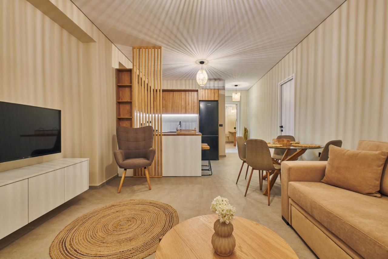 Beautiful City Center Apartments Закінф Екстер'єр фото