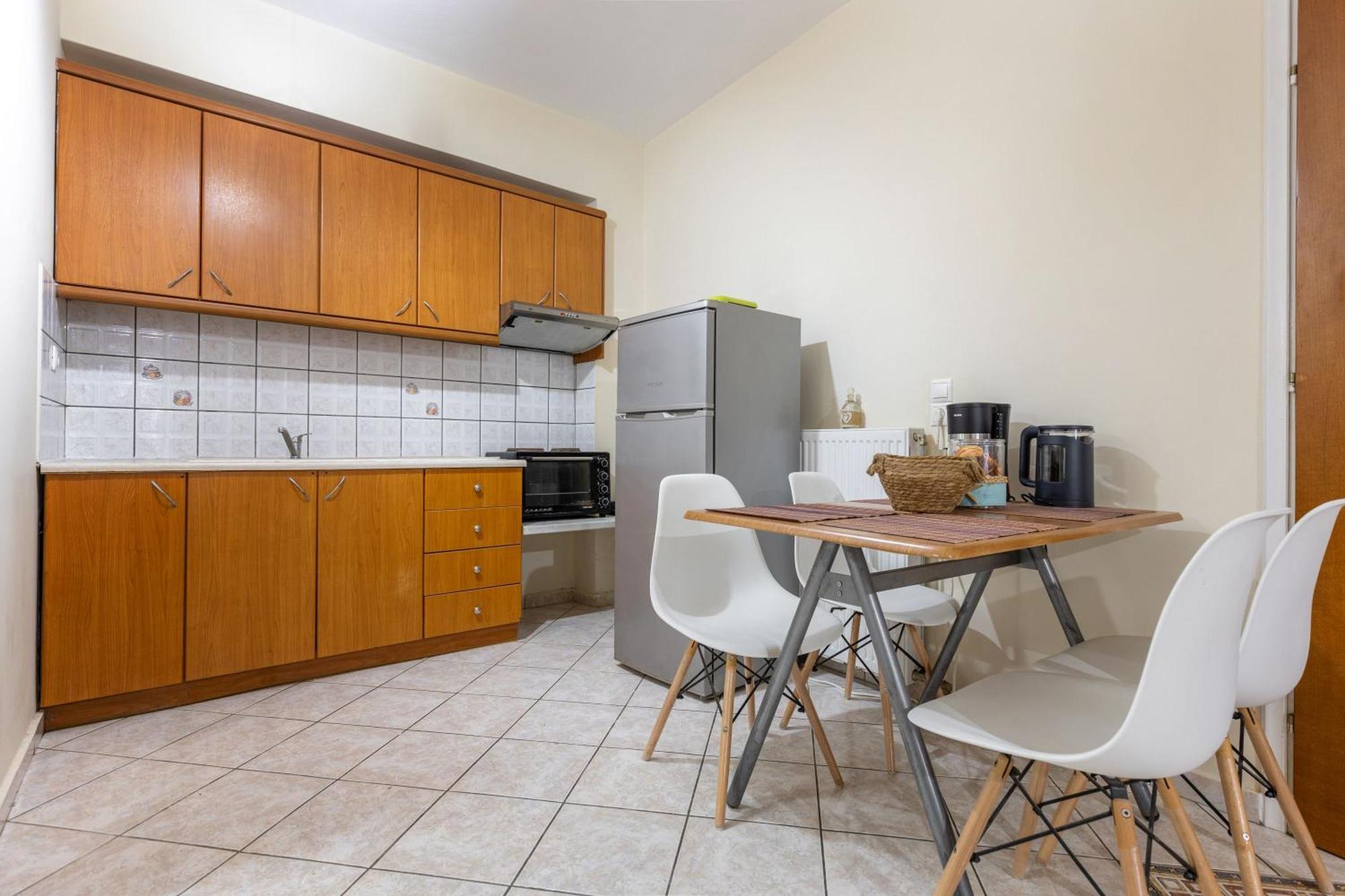 Beautiful City Center Apartments Закінф Екстер'єр фото