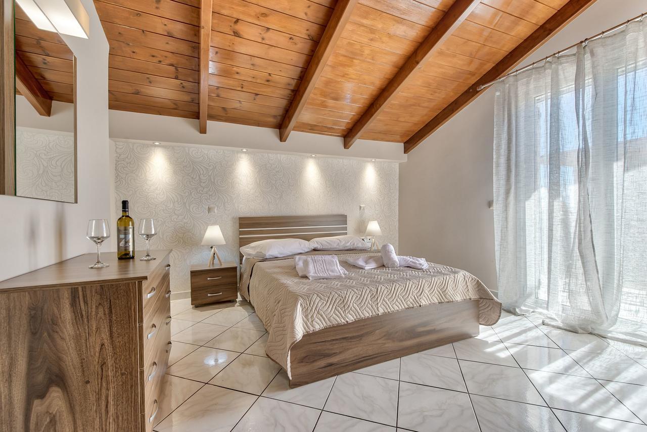 Beautiful City Center Apartments Закінф Екстер'єр фото