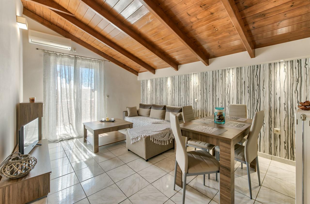 Beautiful City Center Apartments Закінф Екстер'єр фото